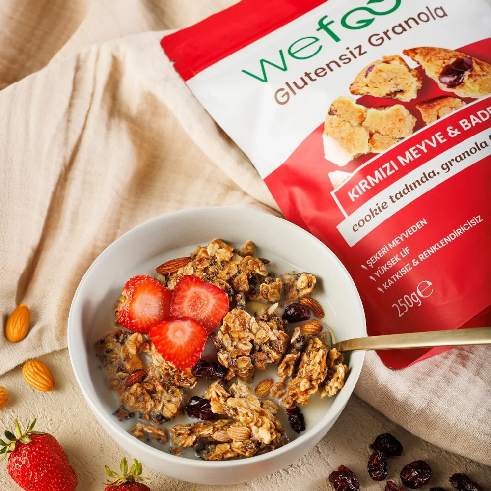 Nisa Organik Wefood Glutensiz Granola Kırmızı Meyve ve Bademli 250gr Paket